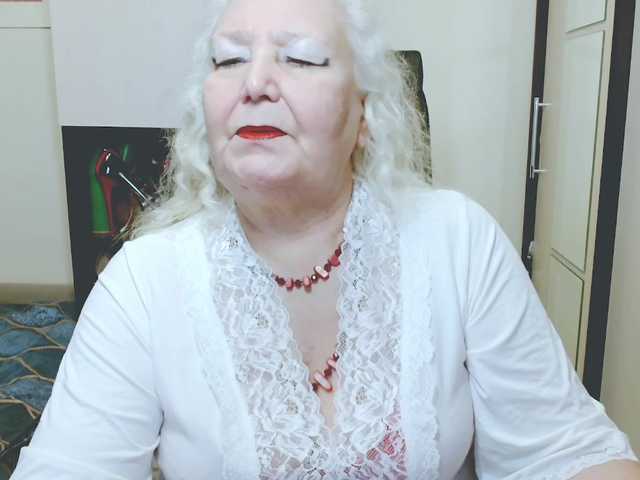grannywants's BongaCams show and profile