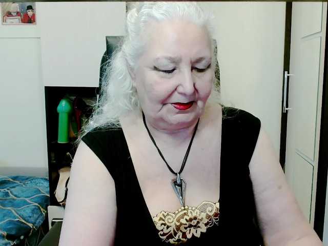 grannywants's BongaCams show and profile