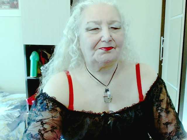 go to chat with GrannyWants