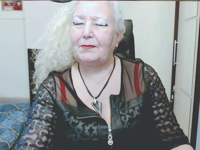 grannywants's BongaCams show and profile