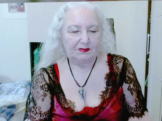 grannywants's BongaCams show and profile