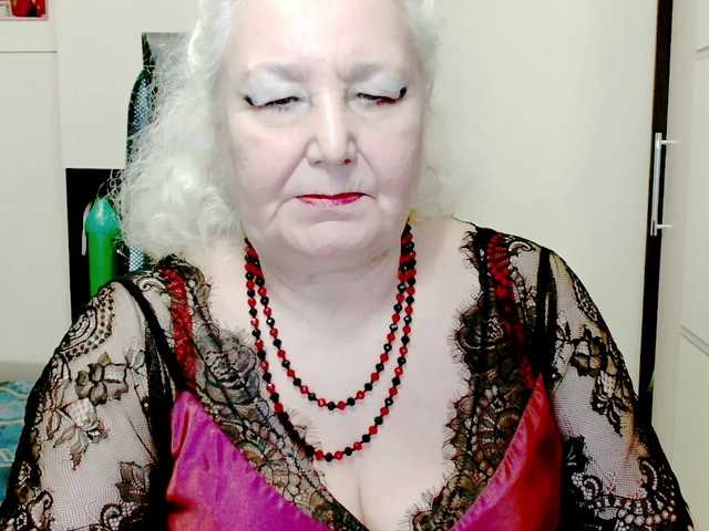 grannywants's BongaCams show and profile