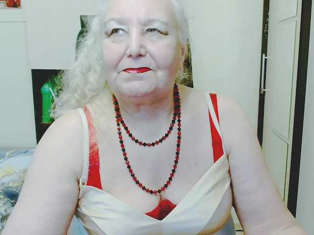 grannywants's BongaCams show and profile