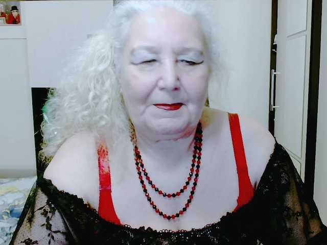 grannywants's BongaCams show and profile