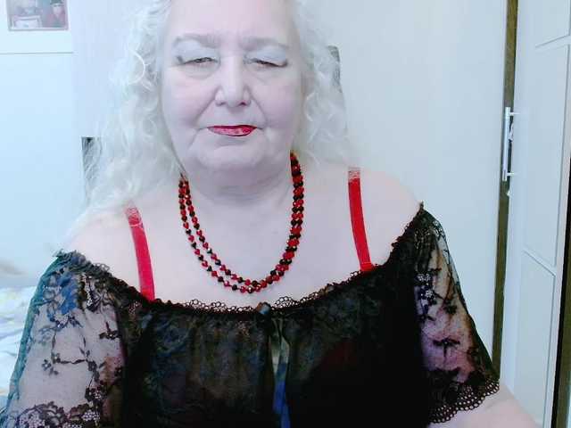 grannywants's BongaCams show and profile