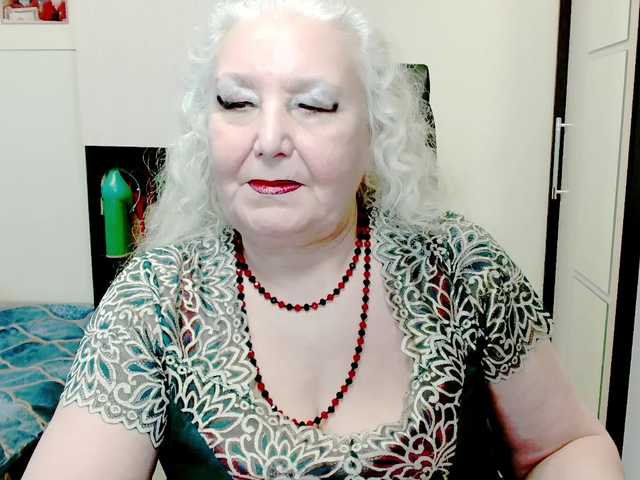 grannywants's BongaCams show and profile