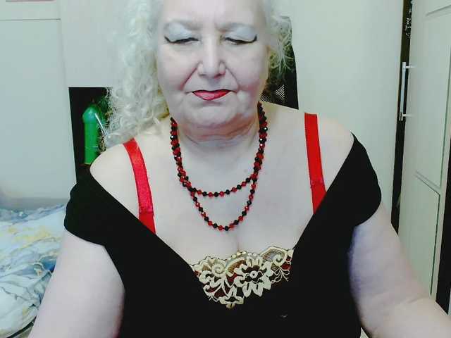grannywants's BongaCams show and profile