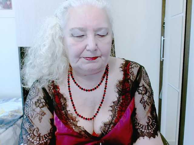 grannywants's BongaCams show and profile