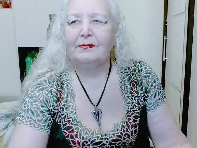 grannywants's BongaCams show and profile