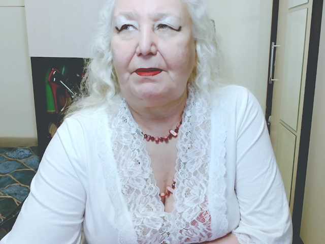 grannywants's BongaCams show and profile
