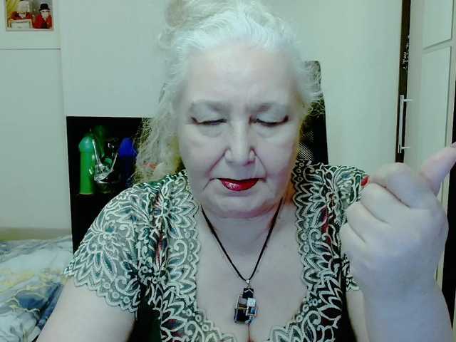 grannywants's BongaCams show and profile