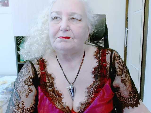 grannywants's BongaCams show and profile