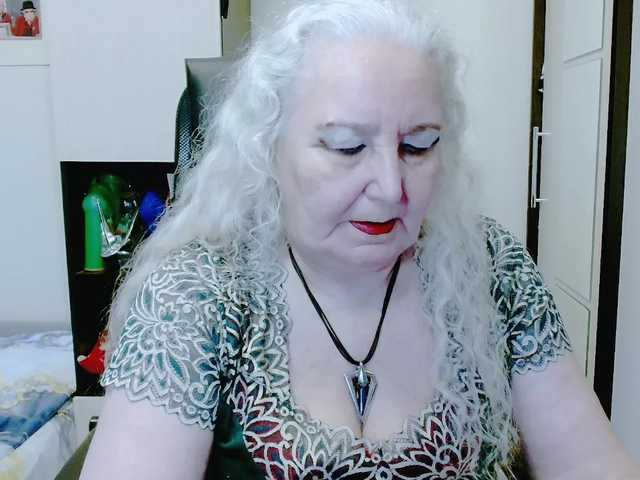 grannywants's BongaCams show and profile