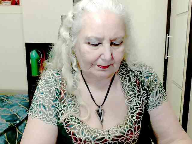 GrannyWants webcam