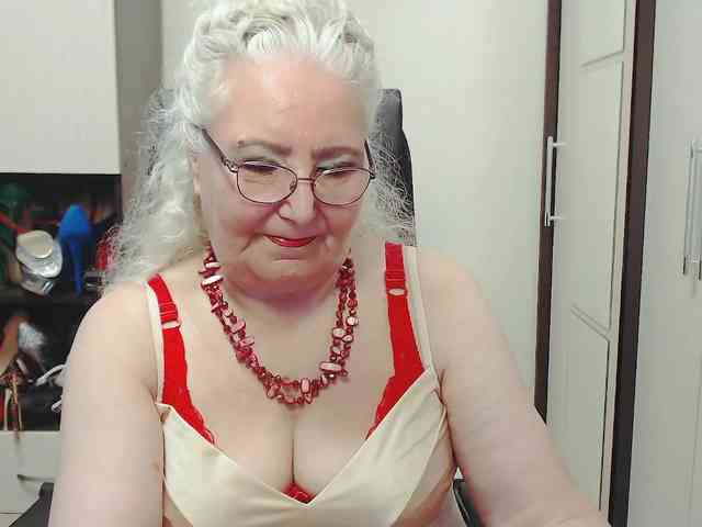 GrannyWants webcam