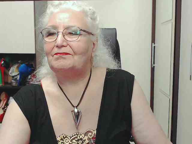 GrannyWants webcam