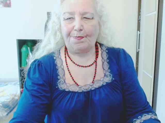 grannywants Live Webcam on BongaCams
