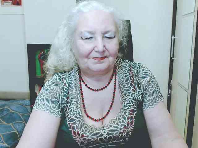 GrannyWants webcam