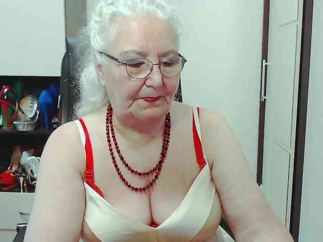 GrannyWants webcam