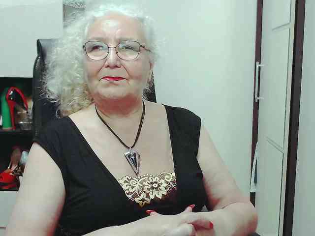 GrannyWants webcam