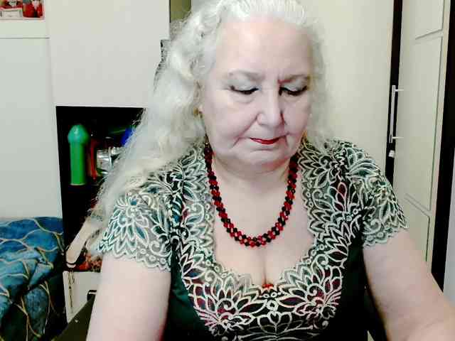 GrannyWants webcam