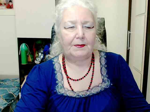 GrannyWants webcam