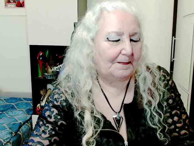 GrannyWants webcam