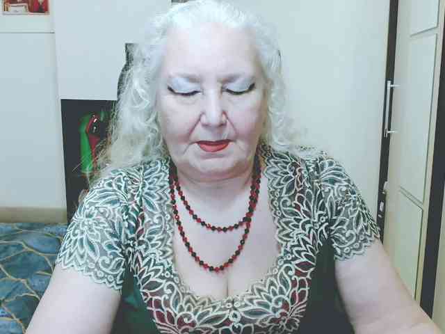 GrannyWants webcam