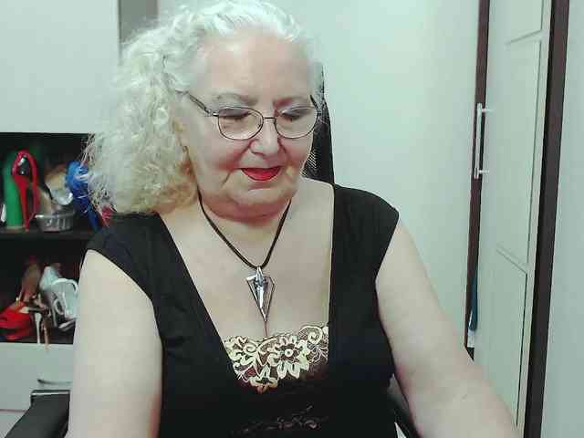 GrannyWants webcam