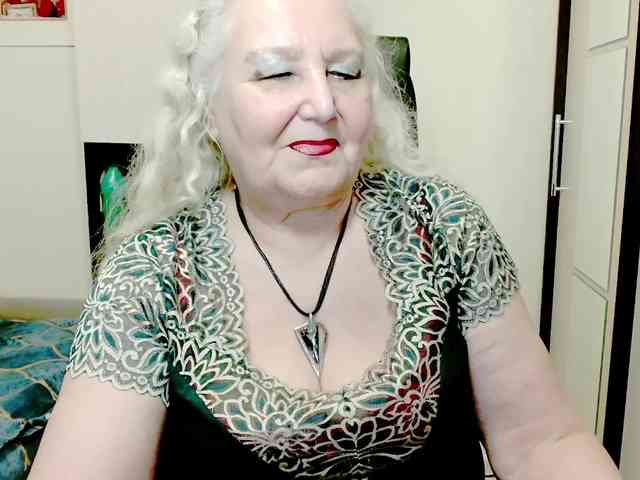 GrannyWants webcam