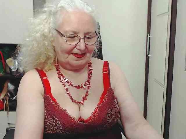 GrannyWants webcam