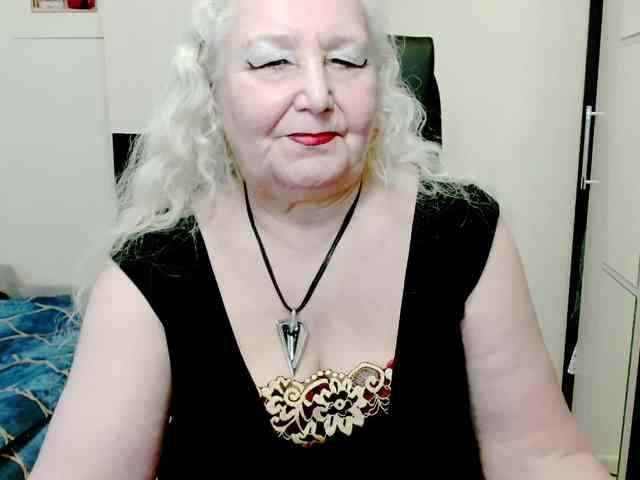 GrannyWants webcam