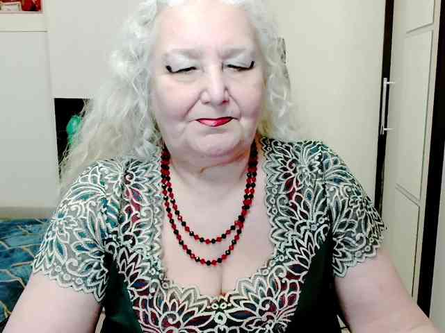 GrannyWants webcam