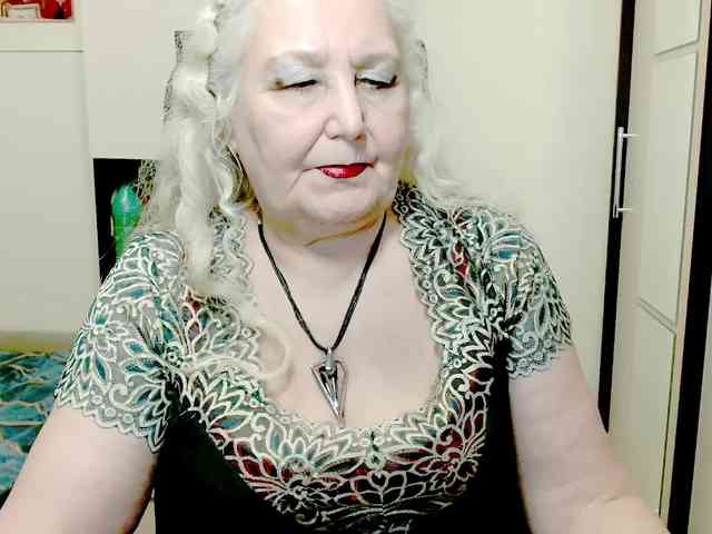 GrannyWants webcam