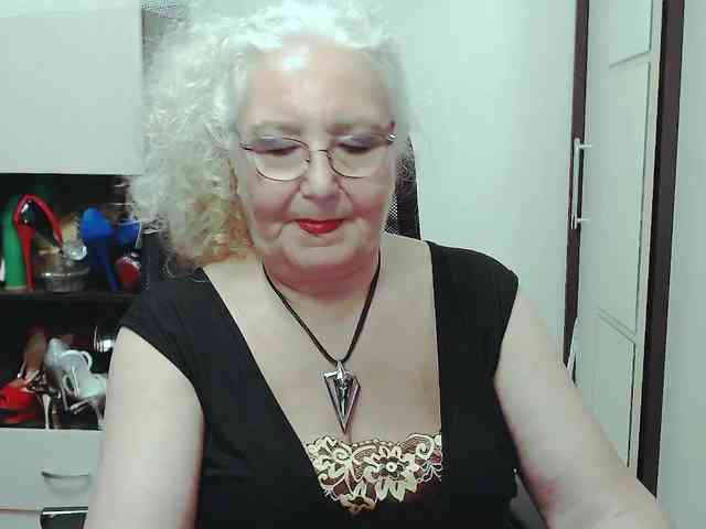 GrannyWants webcam