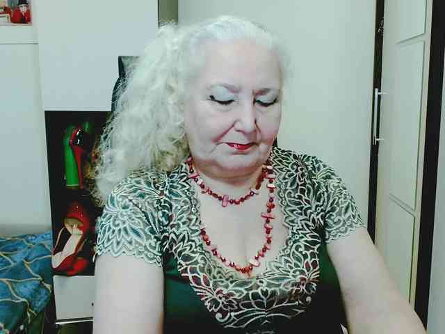 GrannyWants webcam