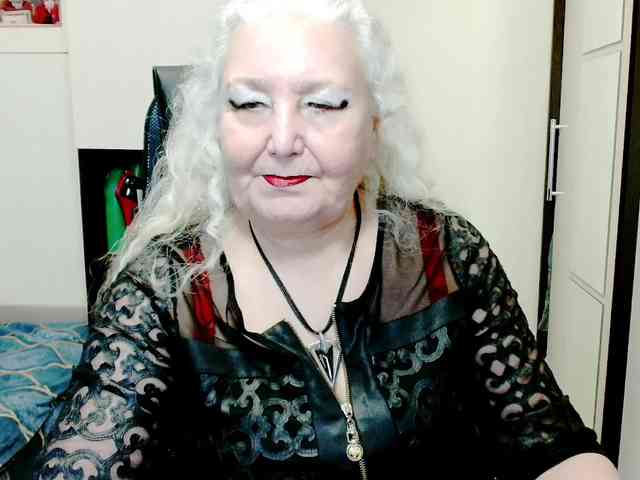 GrannyWants webcam
