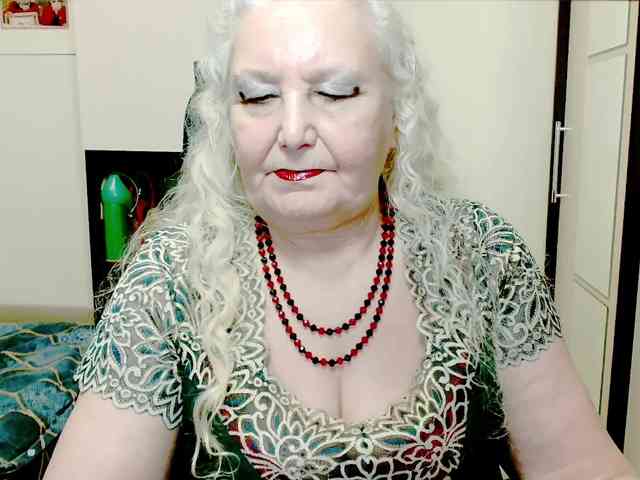GrannyWants webcam