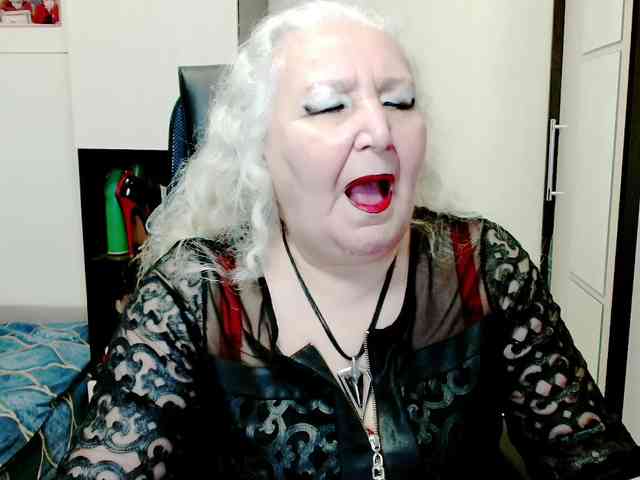 GrannyWants webcam