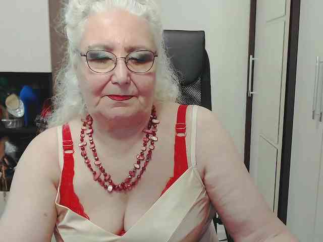 GrannyWants webcam