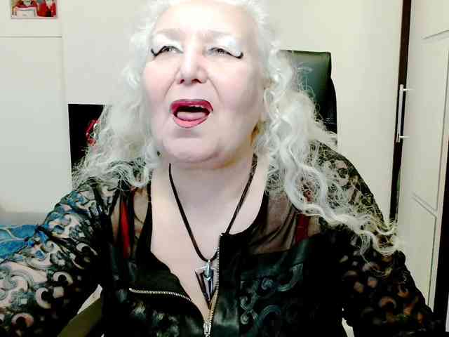 GrannyWants webcam