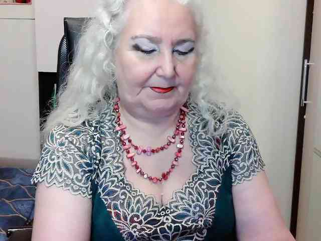 GrannyWants webcam