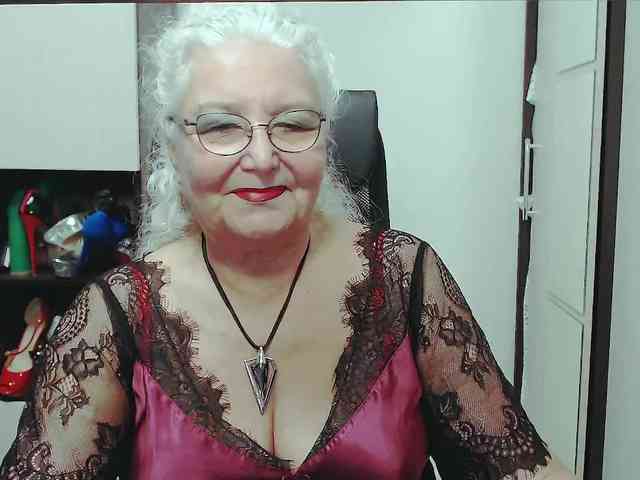 GrannyWants webcam