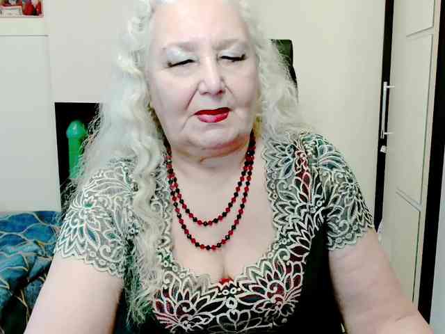 GrannyWants webcam