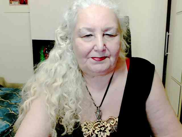 GrannyWants webcam