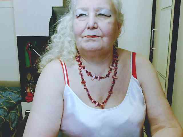 GrannyWants webcam