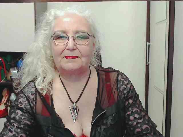 GrannyWants webcam
