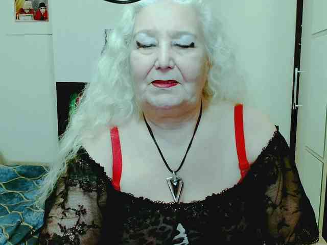 GrannyWants webcam