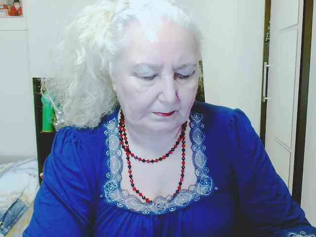 grannywants Live Webcam on BongaCams