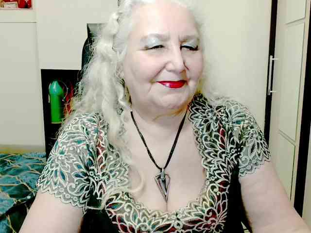 GrannyWants webcam